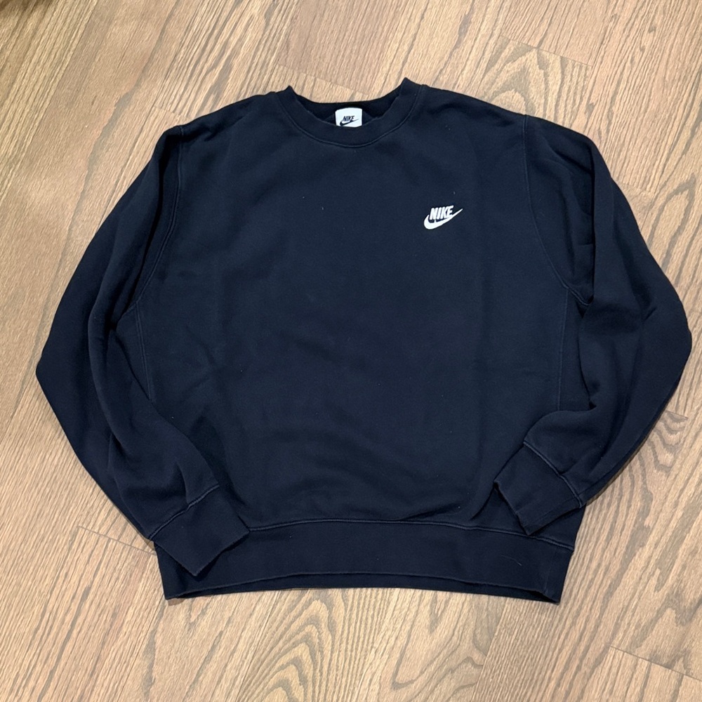 Nike Men's Black Crewneck Sweater